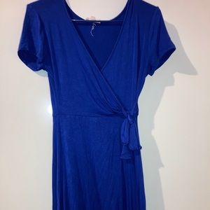 blue dress